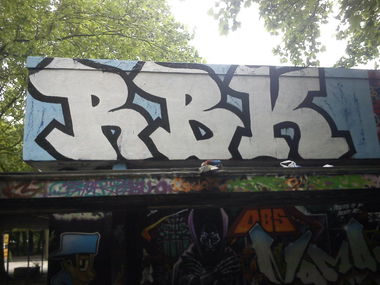 Graffiti Wall - Photo by twokee - rbk, shok (2013)