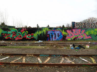 Graffiti Wall - Photo by twokee - epos, rbk, duk (2013)