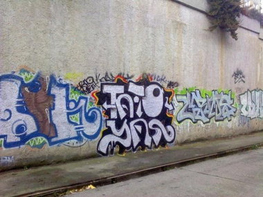 Graffiti Bombing - Photo by tyOstrOy