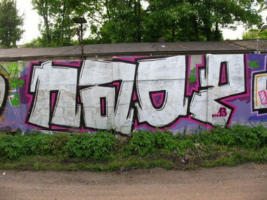 Graffiti Wall - Photo by tymjanek (2013)