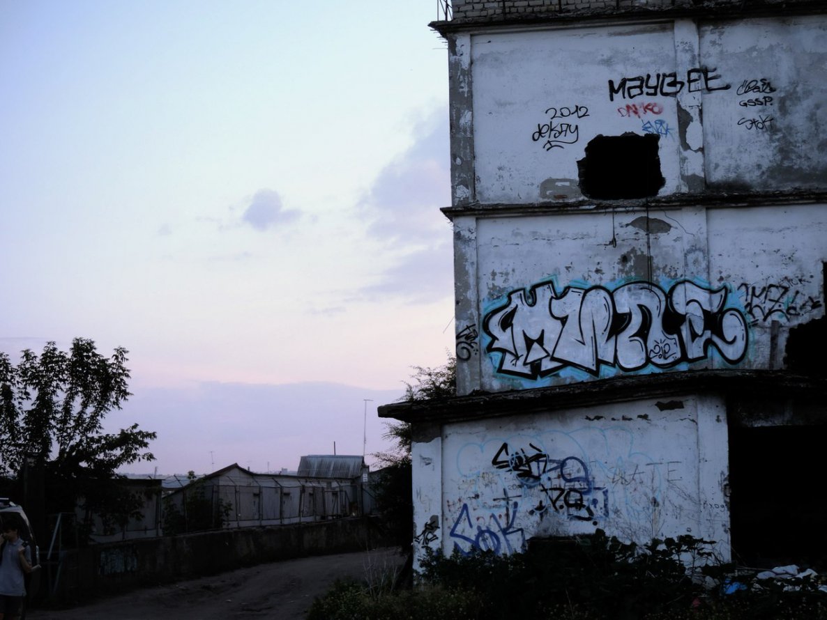 Graffiti Bombing - Photo by tyne