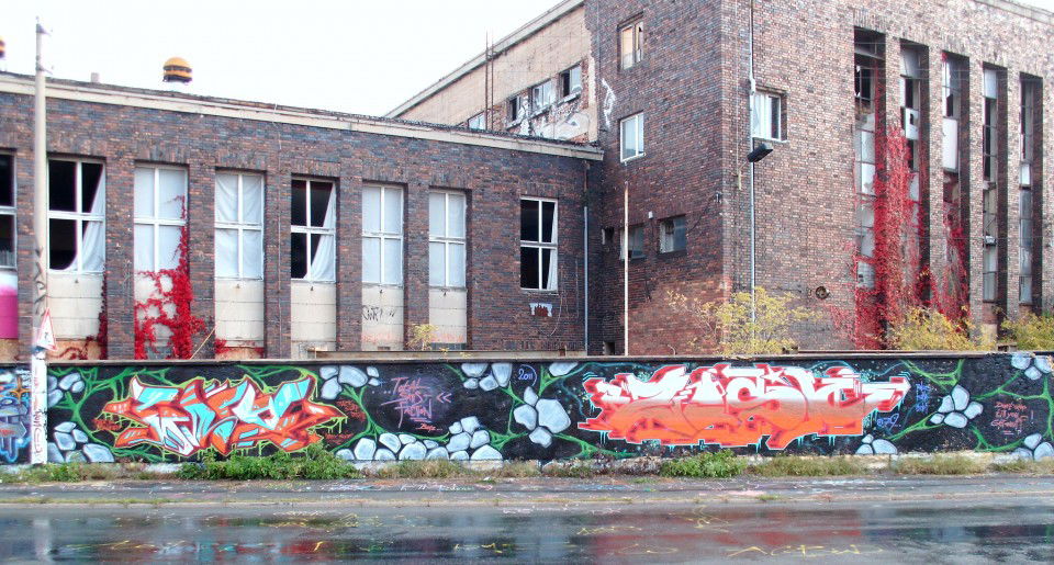 Graffiti Wall in Erfurt - Photo by tzamm