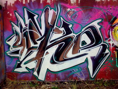 Graffiti Wall - Photo by uchoone