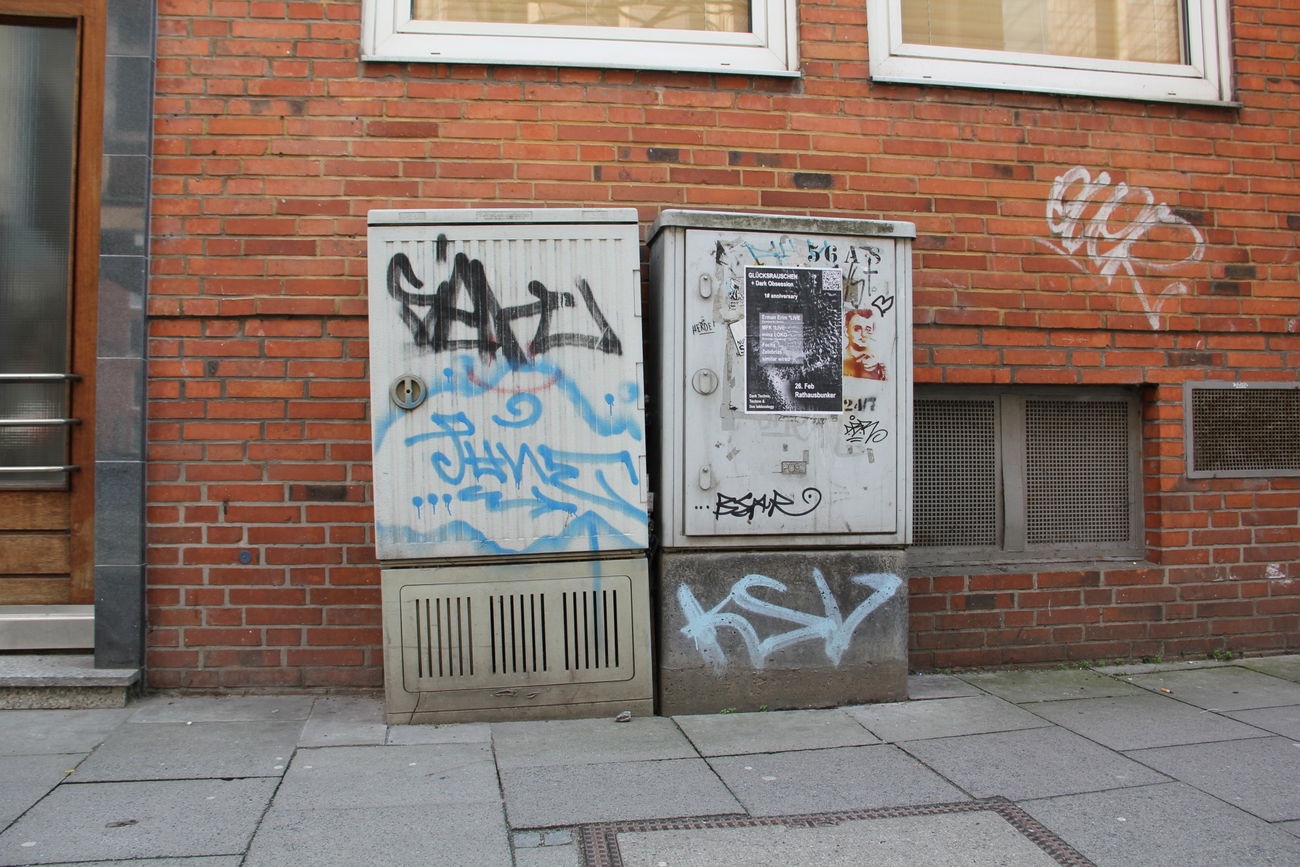 Graffiti Street Art - Photo by ulica (2011)