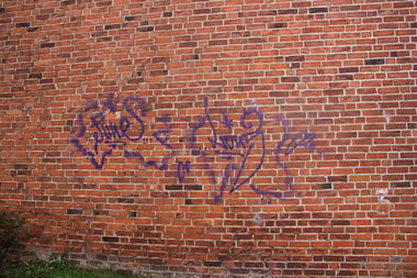 Graffiti Wall - Photo by ulica - pane..lons (2016)