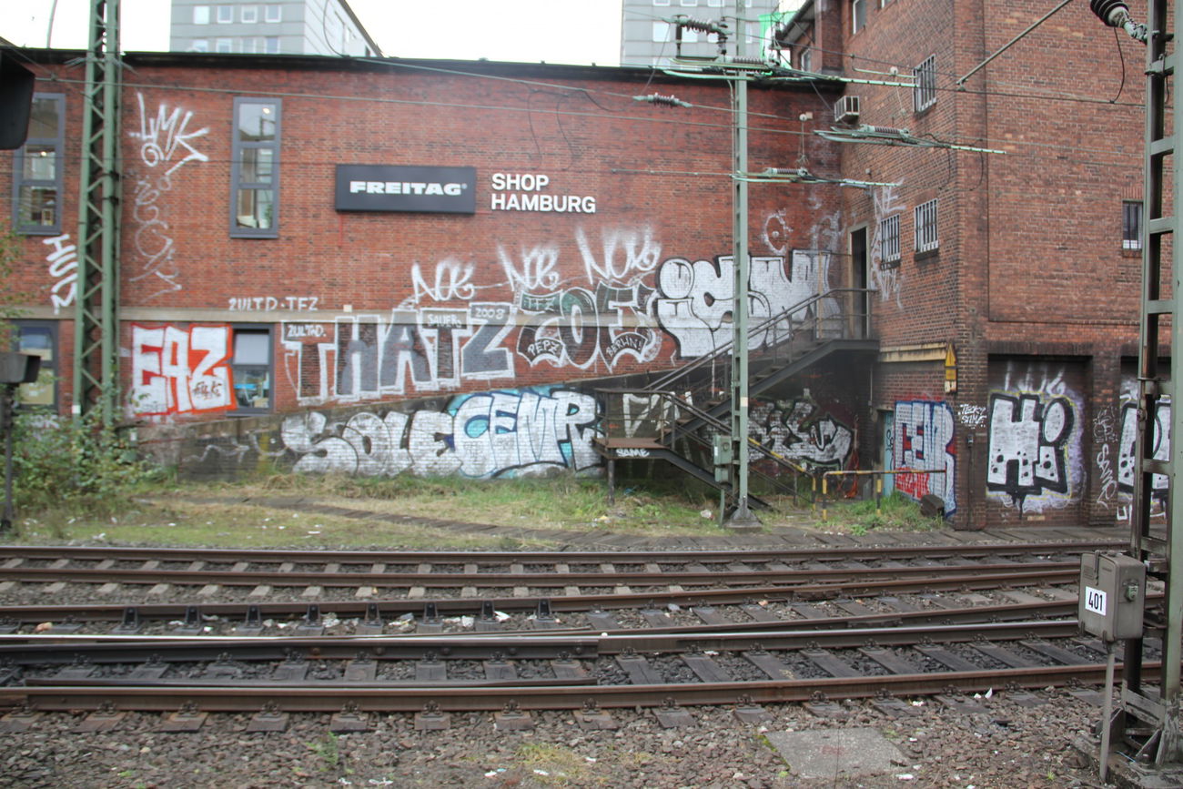 Graffiti Wall - Photo by ulica