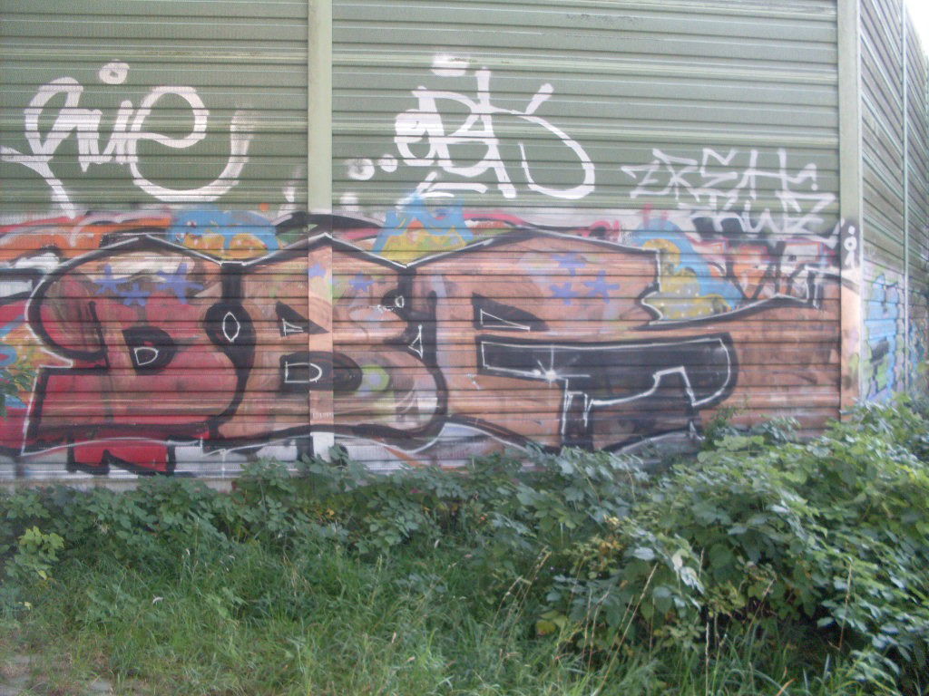 Graffiti Wall - Photo by ulica - kiel, dbr (2008)