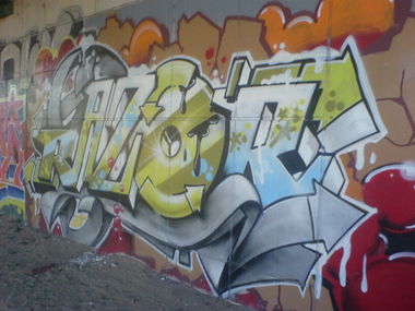 Graffiti Wall - Photo by ultramarinblau - razor, cos