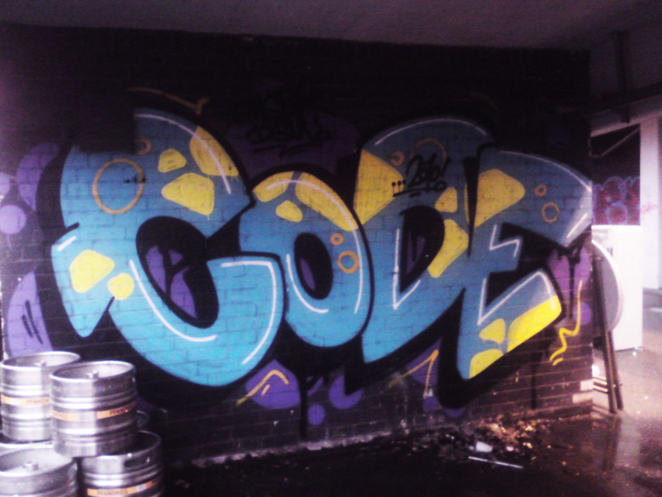 Graffiti Wall - Photo by ultramarinblau - code