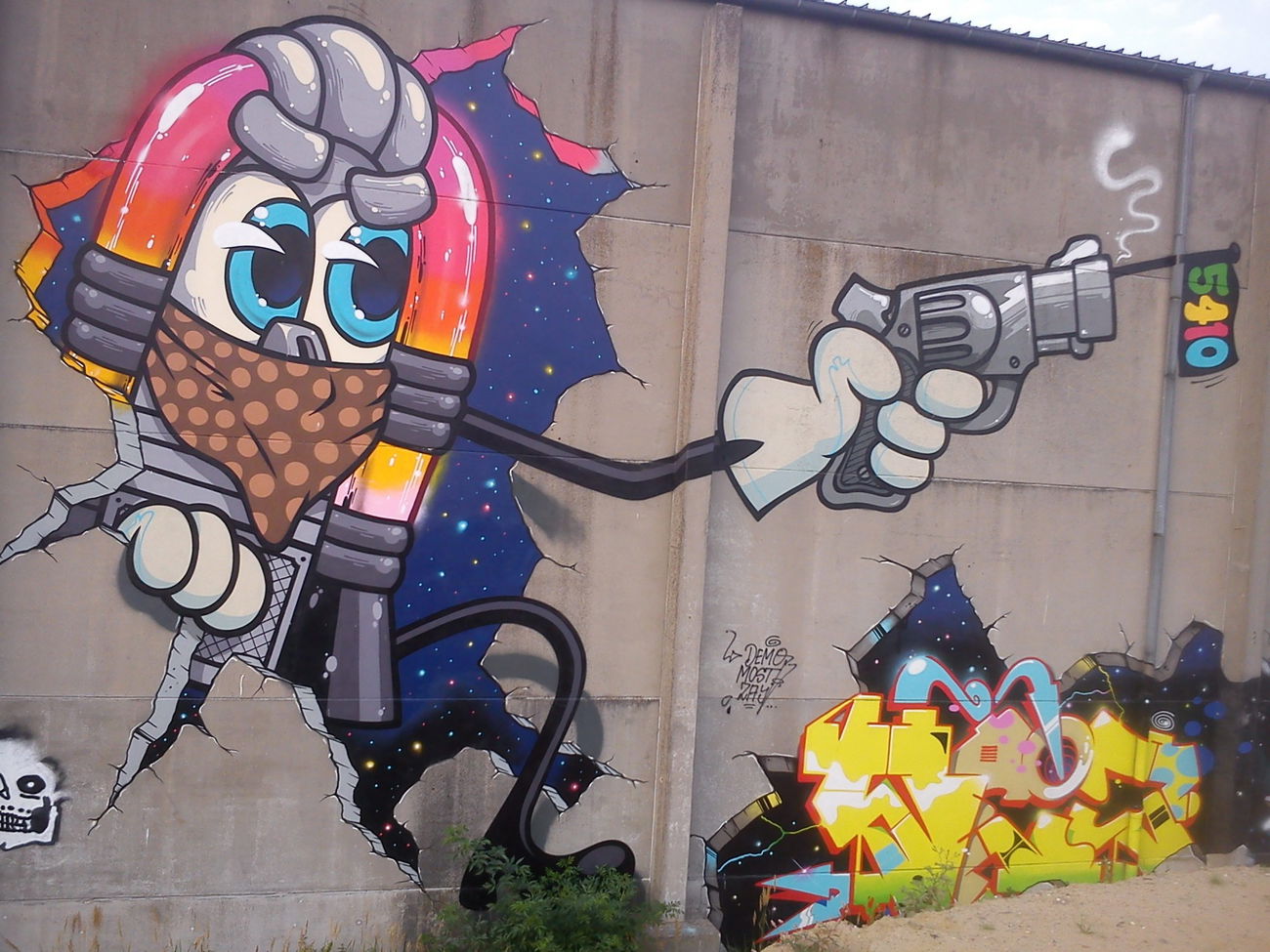 Graffiti Wall - Photo by ultramarinblau - fortress, jbcb
