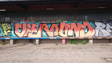 Graffiti Wall - Photo by ultramarinblau - vier, round