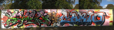 Graffiti Wall - Photo by ultramarinblau - sheo, cario (2008)