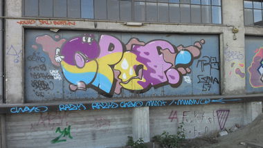 Graffiti Wall - Photo by ultramarinblau - crap, gms