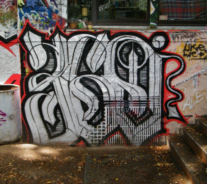 Graffiti Wall in Chemnitz - Photo by undecided (2013)