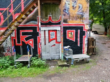 Graffiti Wall in Chemnitz - Photo by undecided (2013)
