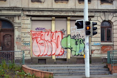 Graffiti Bombing in Leipzig - Photo by undecided