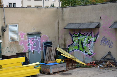 Graffiti Bombing in Leipzig - Photo by undecided
