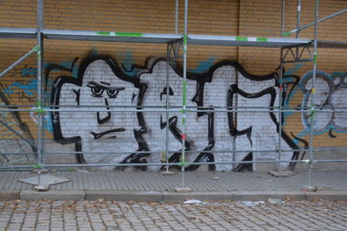 Graffiti Bombing in Leipzig - Photo by undecided (2013)