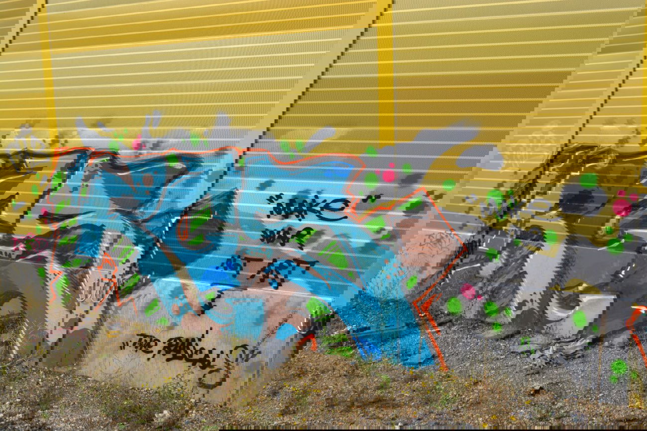 Graffiti Bombing in Leipzig - Photo by undecided (2013)