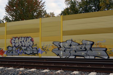 Graffiti Bombing in Leipzig - Photo by undecided - OR (2013)