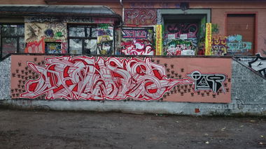 Graffiti Wall in Chemnitz - Photo by undecided - 360° (2013)