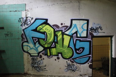 Graffiti Wall - Photo by unfoug - foug, mc, maniac