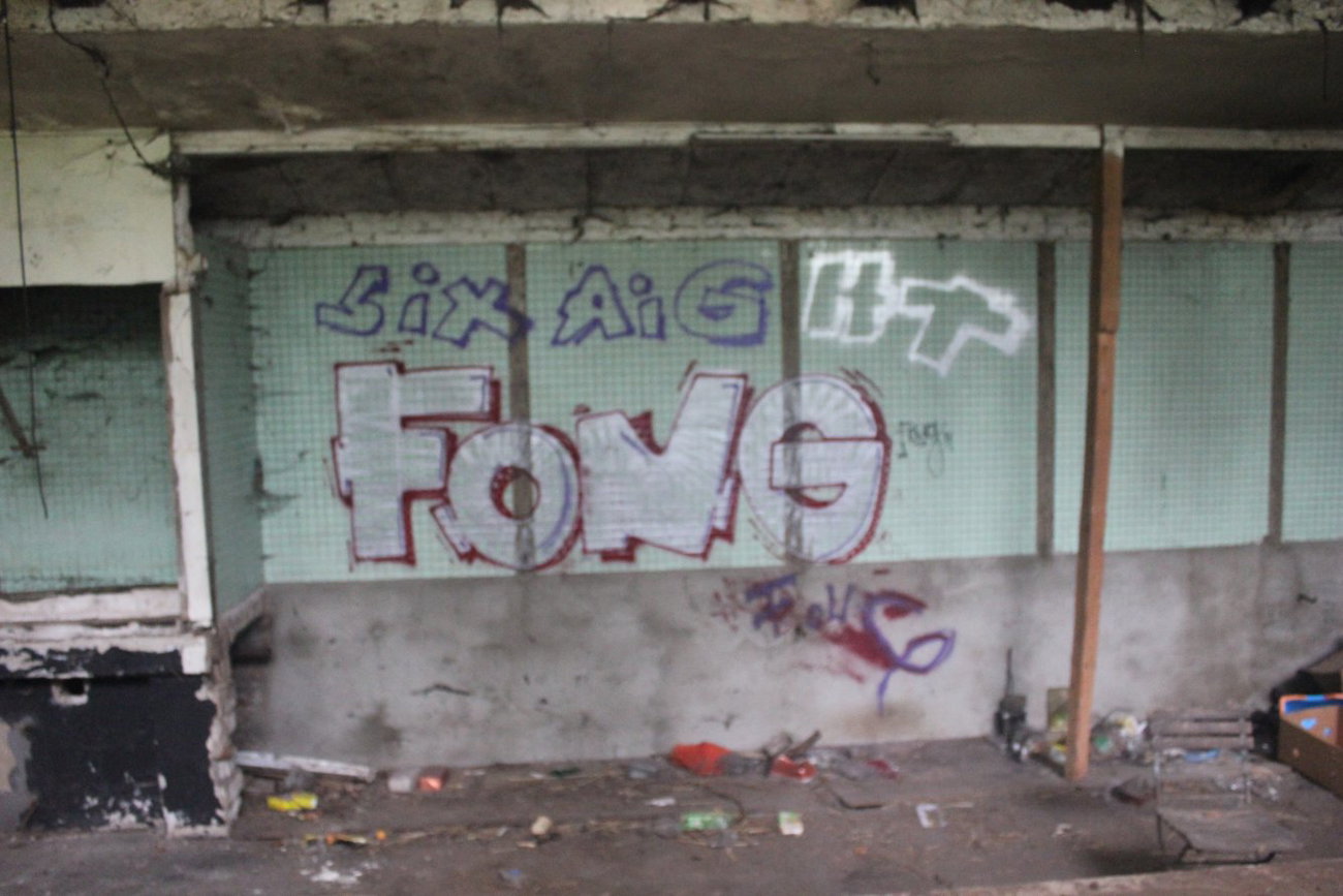 Graffiti Wall - Photo by unfoug - foug, mc, maniac