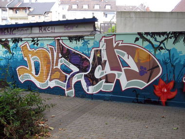 Graffiti Wall - Photo by unitedartist - black