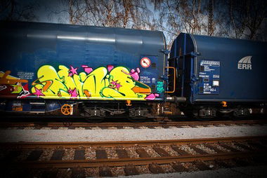 Graffiti Train - Photo by unitedartist - smais