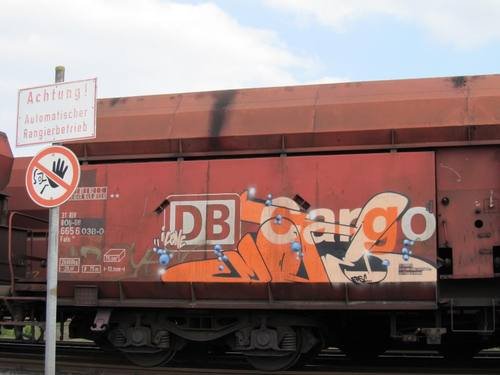 Graffiti Train in Gollapalle - Photo by unitedartist - mote