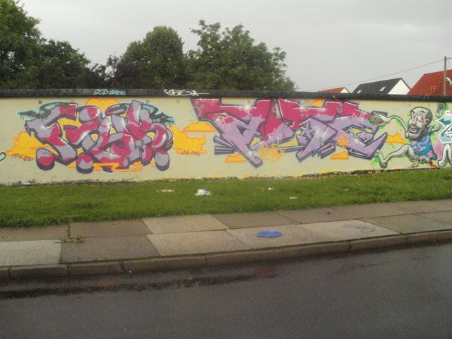 Graffiti Wall - Photo by unknown - frik, adze, oh (2012)