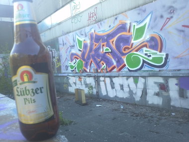 Graffiti Wall - Photo by unknown - mirok, katz (2014)