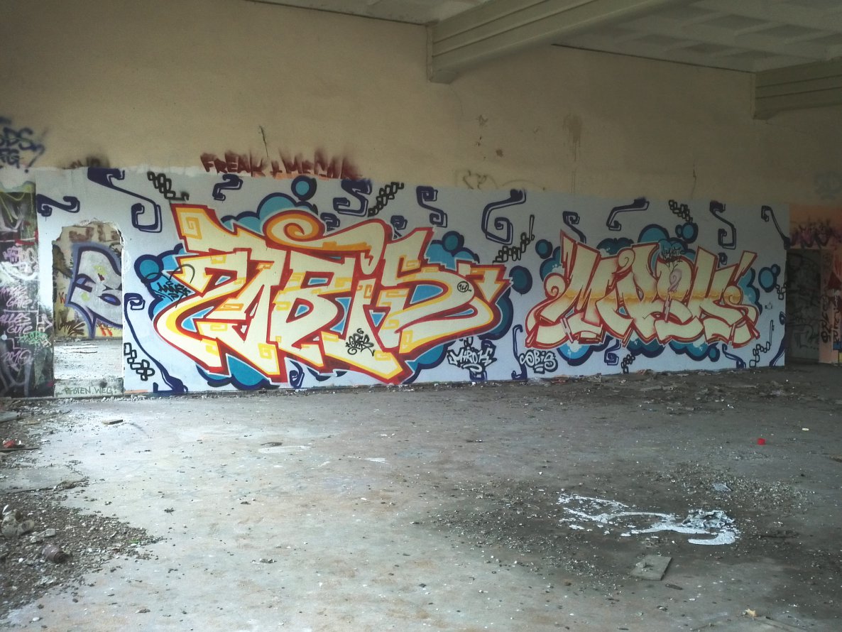 Graffiti Wall - Photo by unknown - mirok, obis (2014)