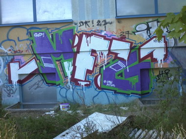 Graffiti Wall - Photo by unknown - mfg, god (2014)