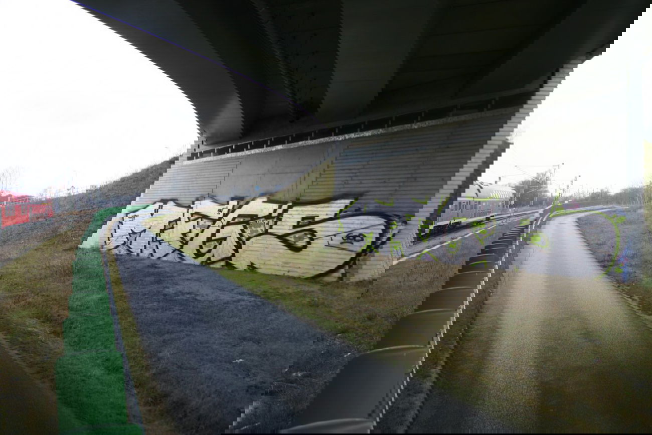 Graffiti Bombing - Photo by unknown - mfg´s, god (2014)