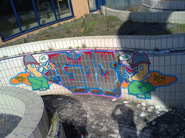 Graffiti Wall - Photo by unknown - god, mfg (2011)