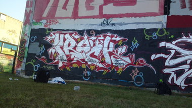 Graffiti Wall - Photo by unknown - frock, mfg, god (2011)