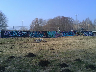 Graffiti Wall - Photo by unknown - uno, god, dgb (2011)