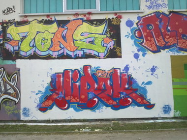 Graffiti Wall - Photo by unknown - mirok (2014)