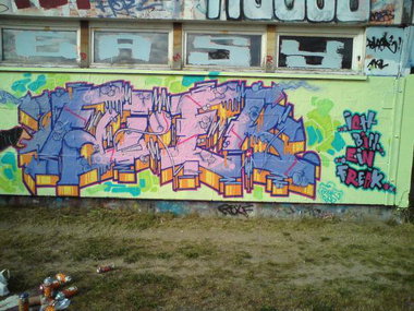 Graffiti Wall - Photo by unknown - friek, freak, mirok (2010)