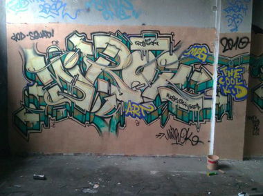 Graffiti Wall - Photo by unknown - mirok (2010)