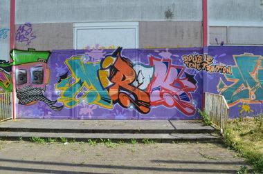 Graffiti Wall - Photo by unknown - mirok, mfg, god (2014)