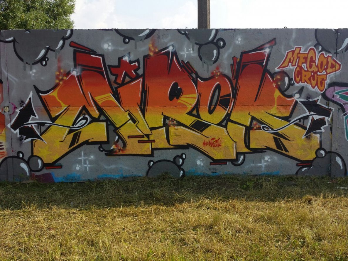 Graffiti Wall - Photo by unknown - mirok, mfg, god (2014)