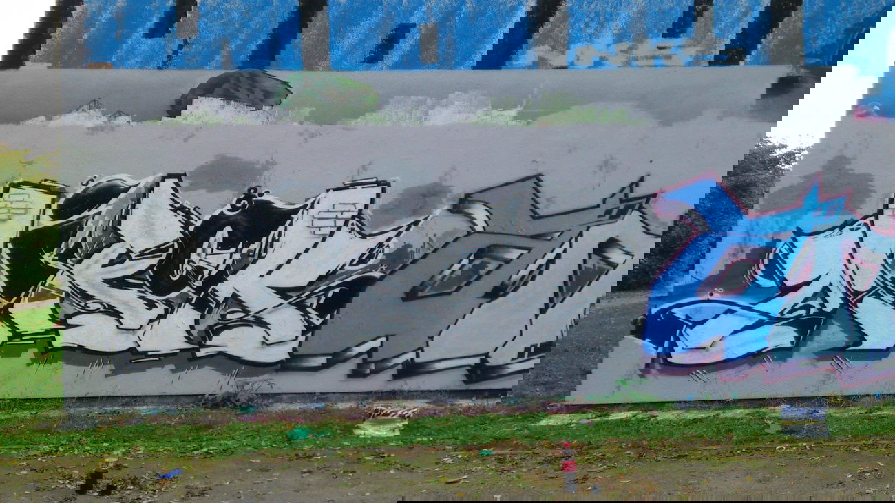 Graffiti Wall - Photo by unknown - mirok, mfg, god (2014)