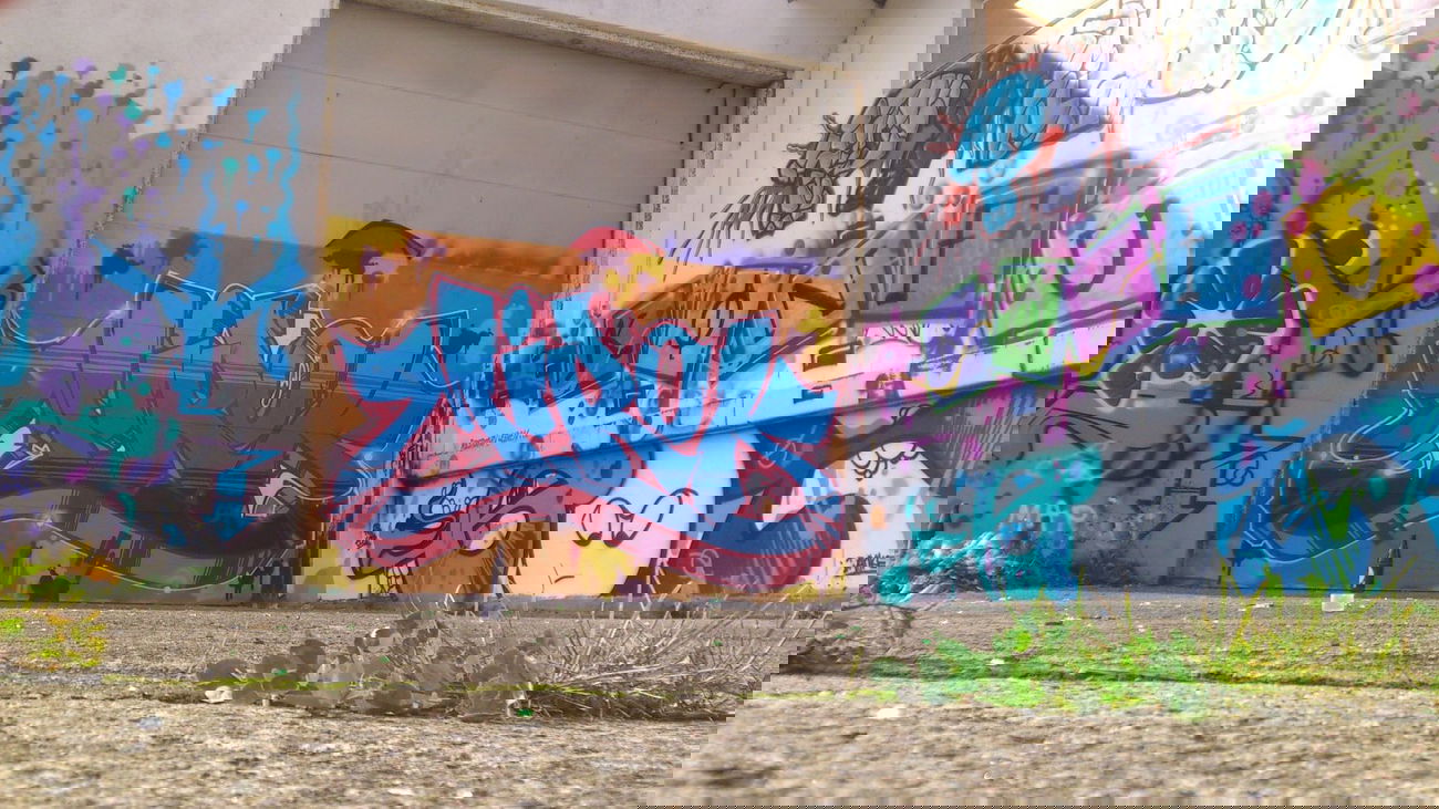 Graffiti Wall - Photo by unknown - mirok, mfg, god (2014)