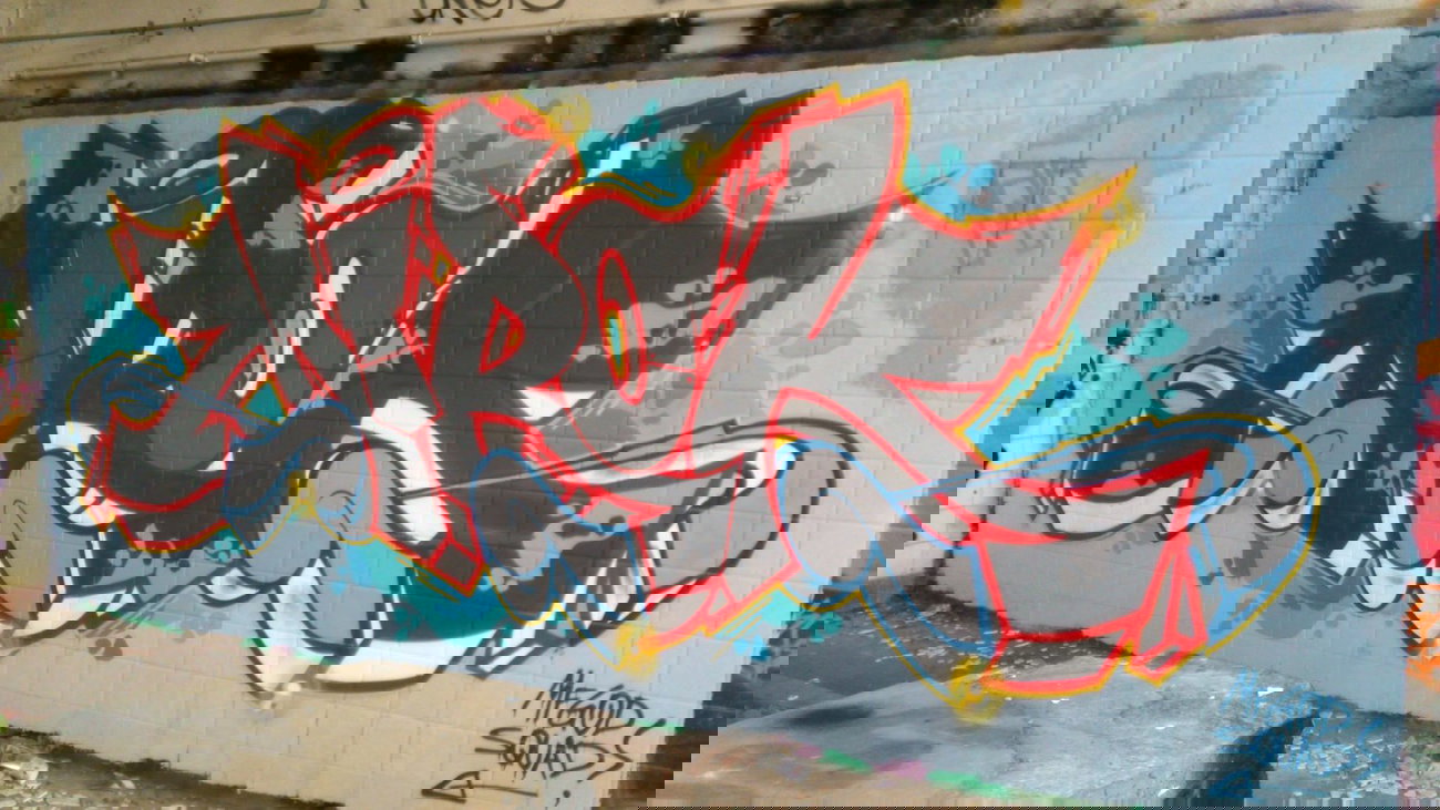 Graffiti Wall - Photo by unknown - mirok, mfg, god (2014)