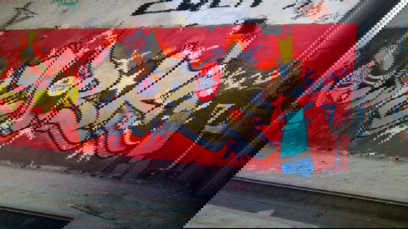 Graffiti Wall - Photo by unknown - mirok, mfg, god (2014)