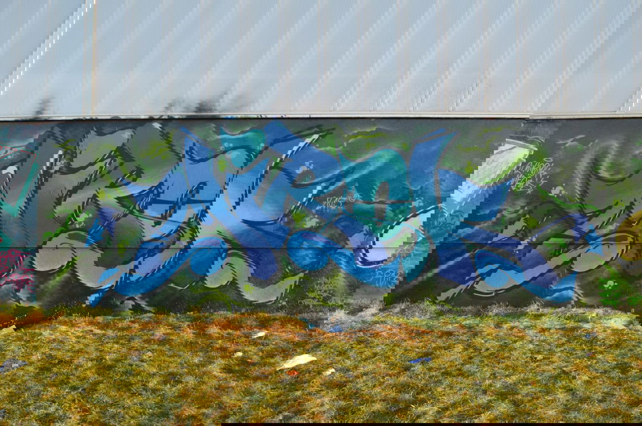 Graffiti Wall - Photo by unknown - mirok, mfg, god (2015)