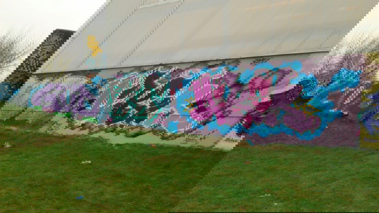 Graffiti Wall - Photo by unknown - mirok, god, mfg (2015)