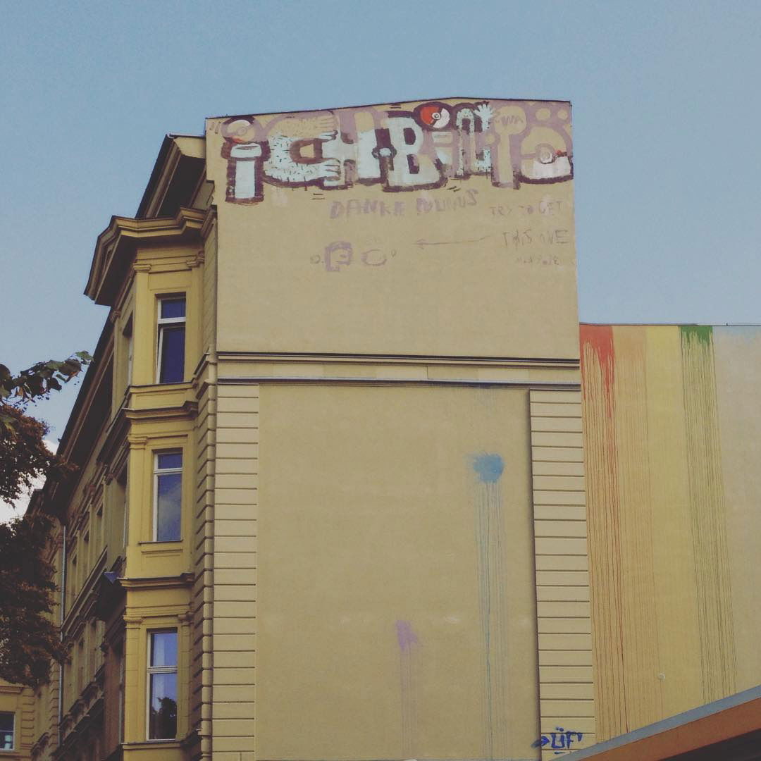 Graffiti Wall - Photo by urbanberlin